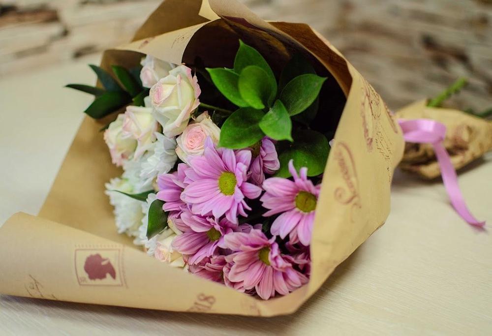 Букет цветов из: Розы и Хризантемы в Алхастах