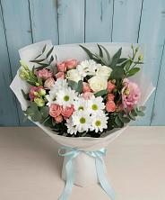 Букет цветов из:  Розы, Лизиантусы и Хризантемы в Алхастах