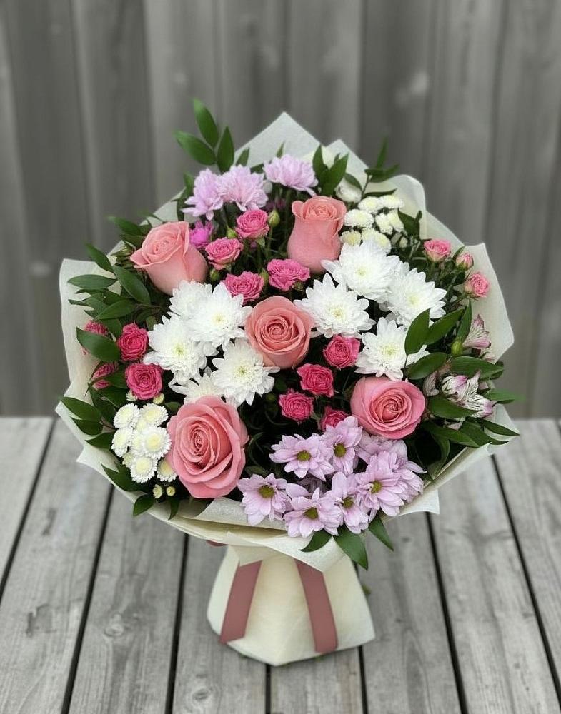 Букет цветов из: Альстромерии, Гвоздики, Розы и Хризантемы в Алхастах