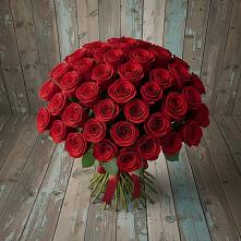 Букет 55 Красных роз Фридом #REPLACE_PRED# Алхастах