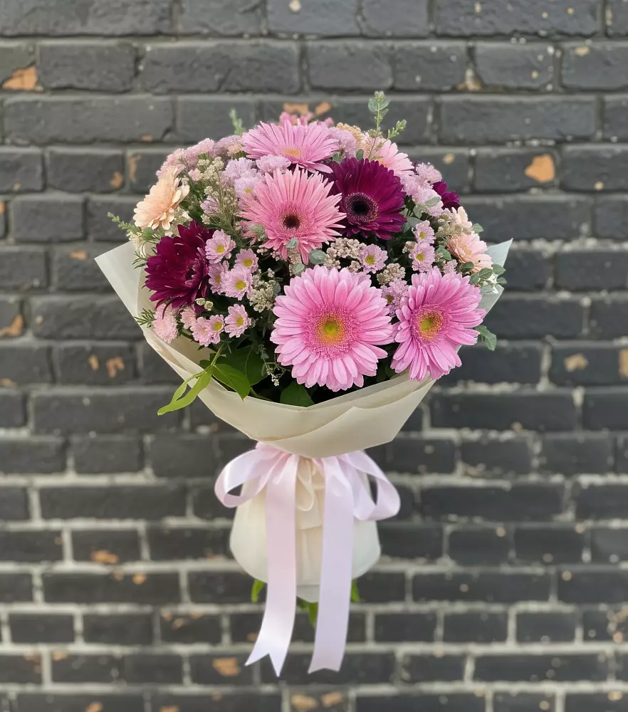 Букет цветов из: Герберы и Хризантемы в Алхастах