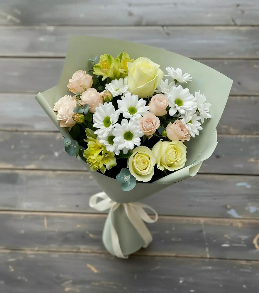 Букет цветов из: Альстромерии, Розы и Хризантемы в Алхастах