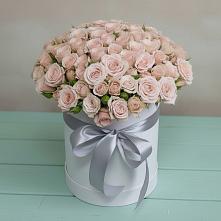 Цветочная композиция из Розы в шляпной коробке в Алхастах