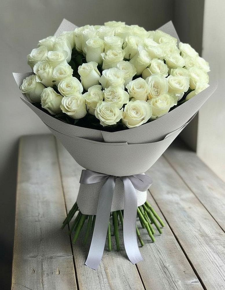 Букет 35 Белых роз в Алхастах