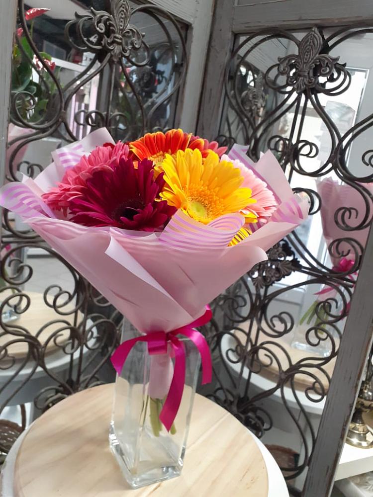 Букет цветов из: Герберы в Алхастах