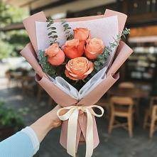 Букет цветов из:  Розы #REPLACE_PRED# Алхастах