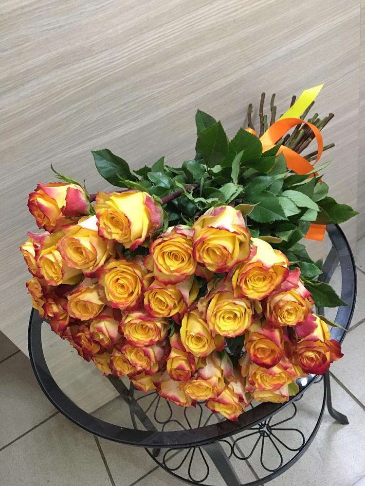 Букет Желтые розы в Алхастах