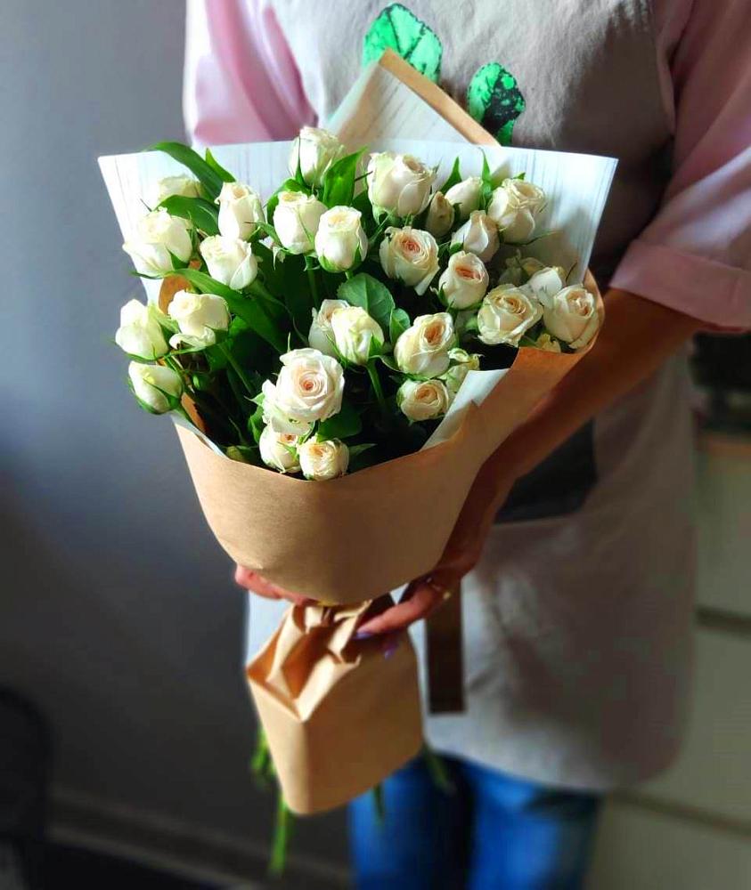Букет цветов из: Розы в Алхастах