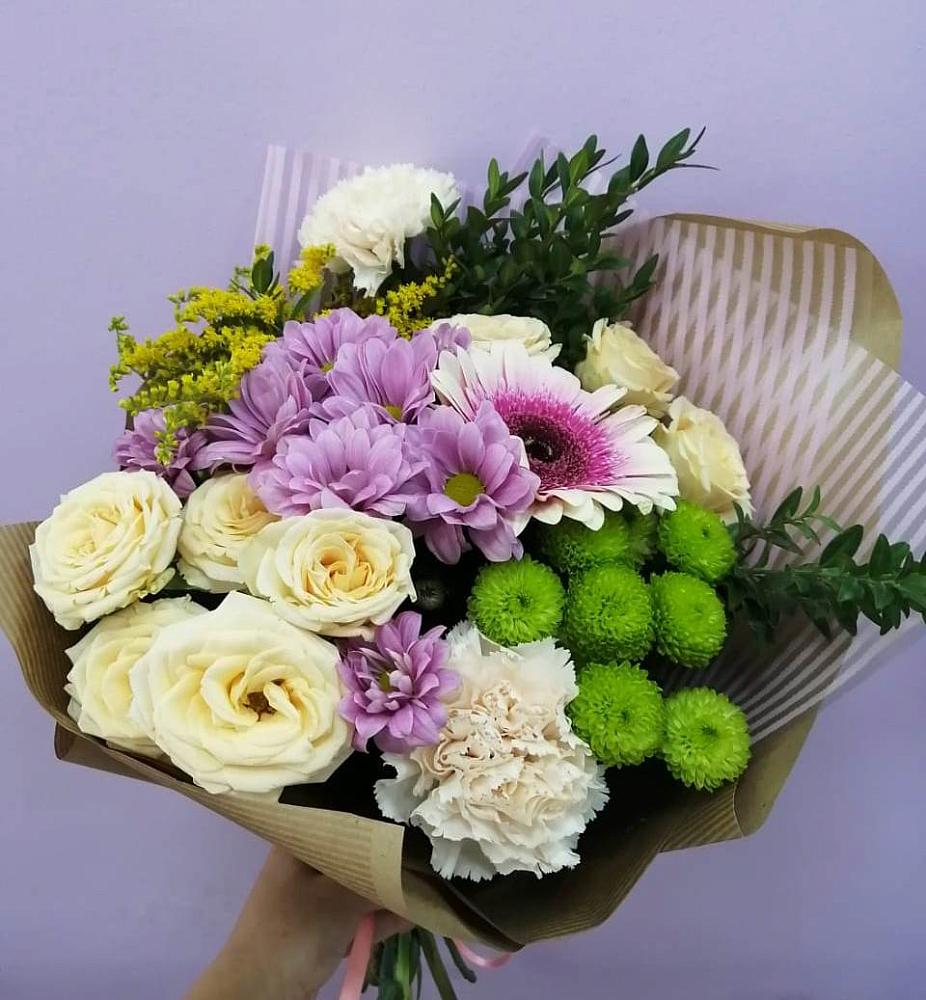 Букет цветов из: Хризантемы, Розы, Гвоздики и Герберы в Алхастах