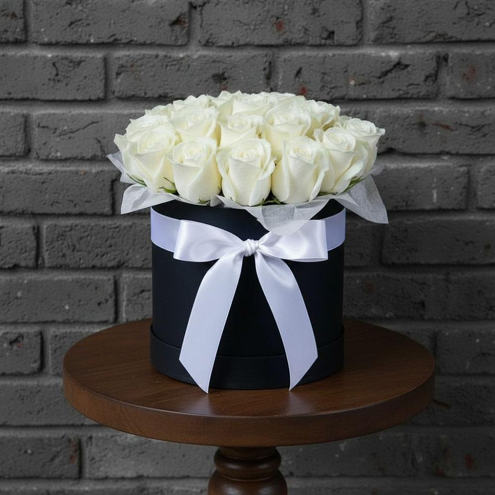 Цветочная композиция из Розы в шляпной коробке в Алхастах