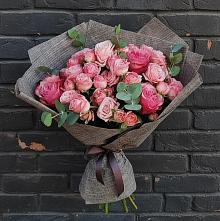 Букет цветов из:  Розы #REPLACE_PRED# Алхастах